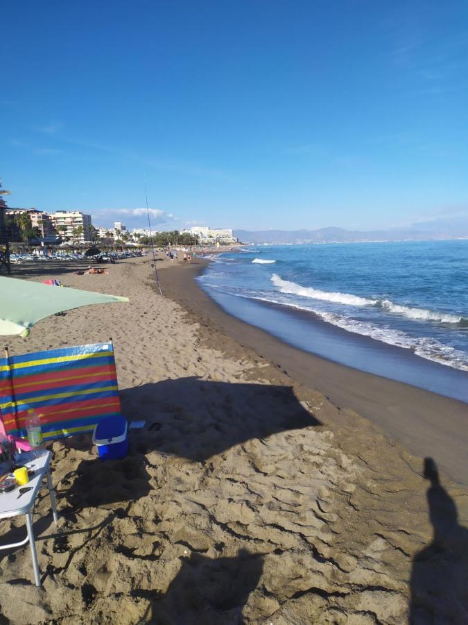 Апартаменты Carihuela Sea Views Торремолинос Экстерьер фото